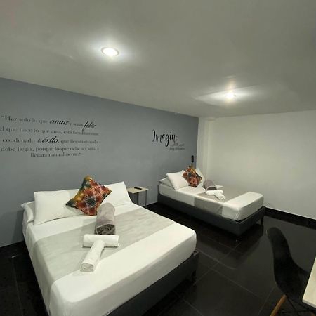 Hotel Aura Medellín Dış mekan fotoğraf
